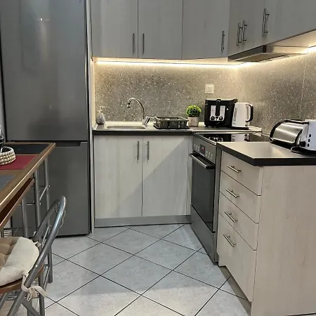 Apartment Port *